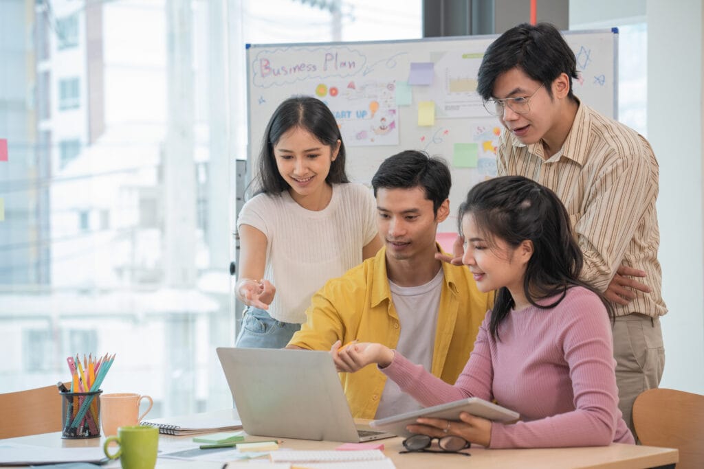 Outsourcing Services - Avante Insight